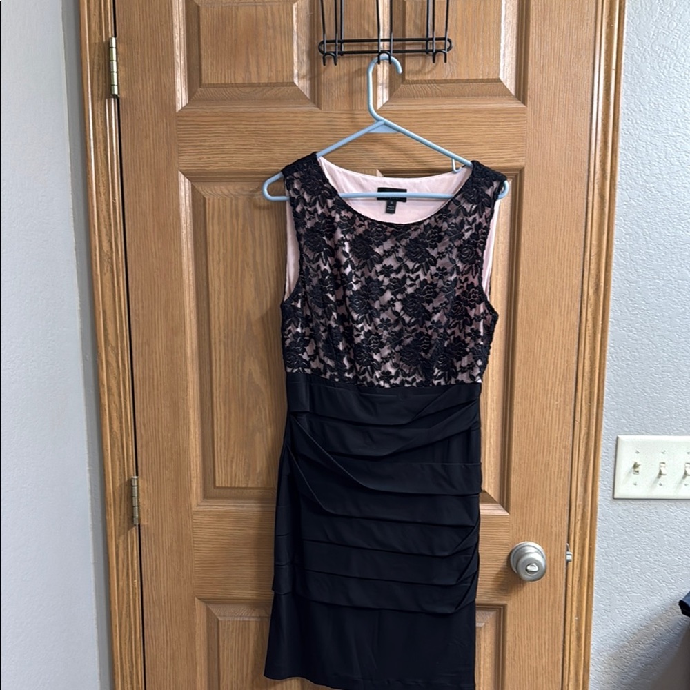 Elegant Black and Pink Lace Dress